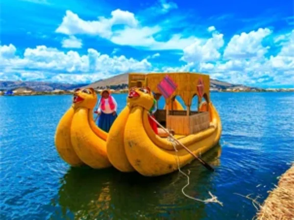 FLOATING ISLANDS UROS AND TAQUILE