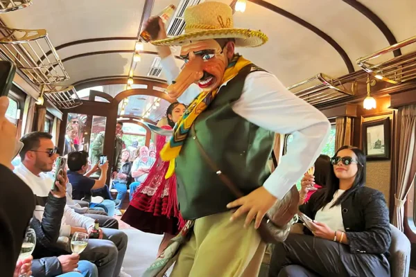 Sacred Valley And Machupicchu 2D And 1N