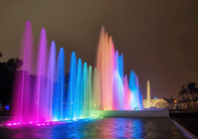 CITY TOUR AT NIGHT AND WATER FOUNTAINS