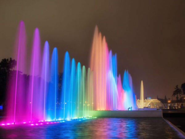 CITY TOUR AT NIGHT AND WATER FOUNTAINS